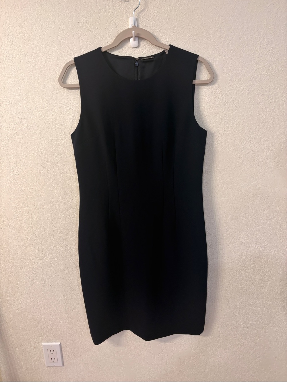 Elie Tahari Tera Dress - Navy Blue Size 8 NWT